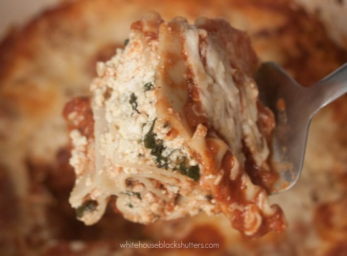 this lasagna looks SO good! Original recipe from blogger's great grandma, this thing is the real deal.