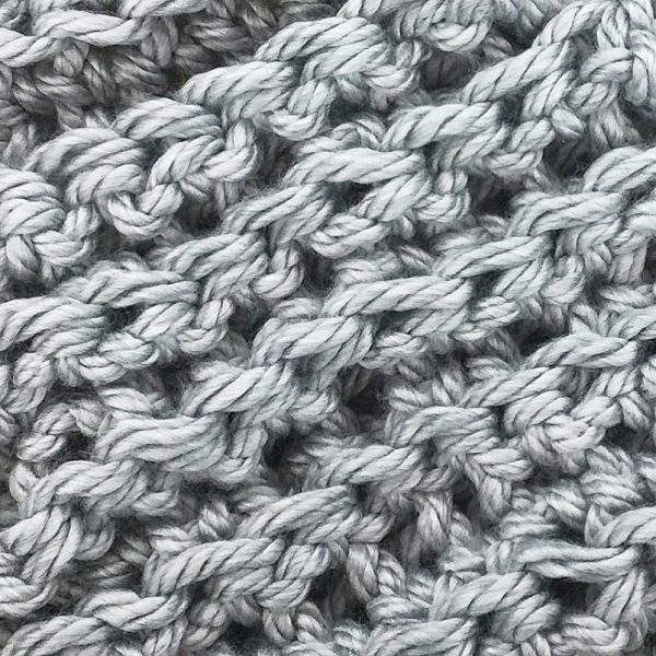 Chunky Finger Crochet Scarf - Trying a New Skill - white house black